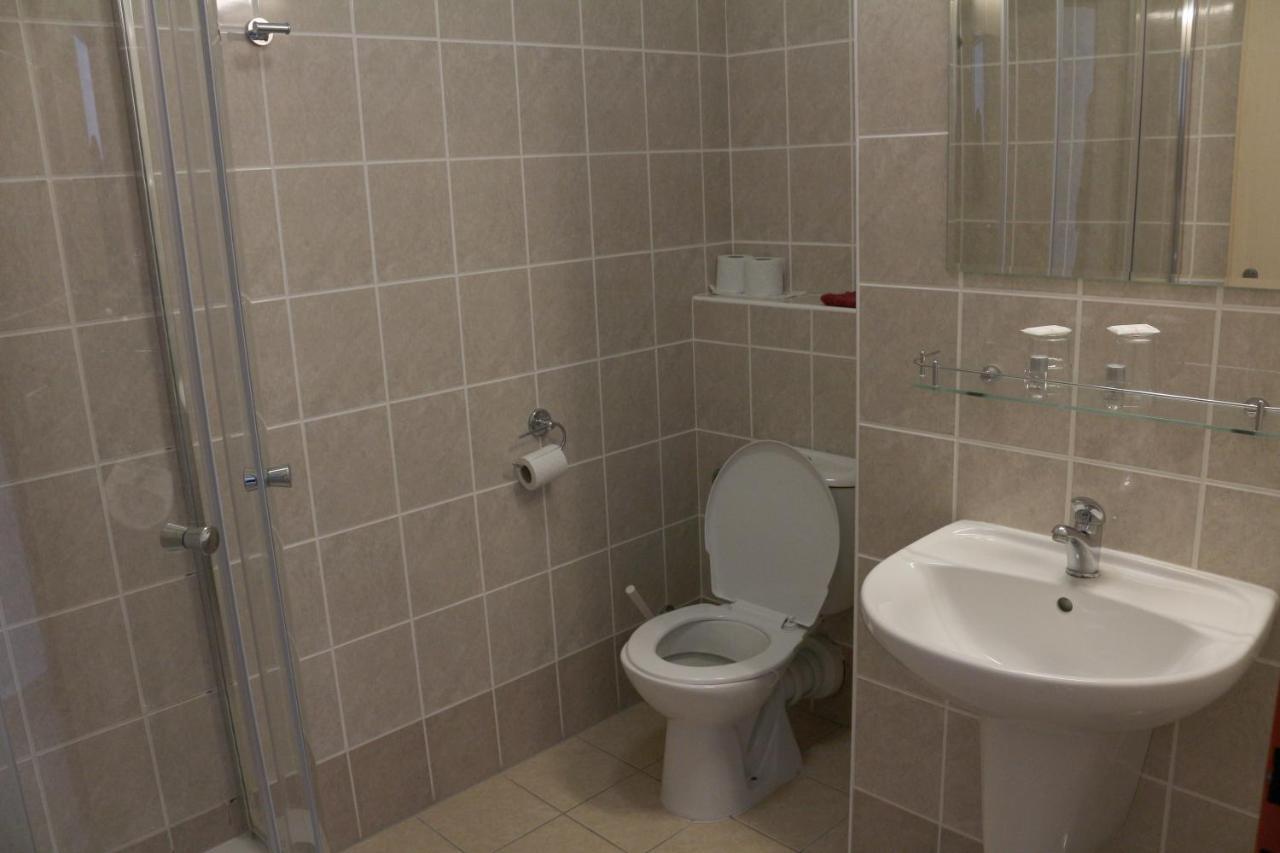 Hotel Petra Либерц Экстерьер фото